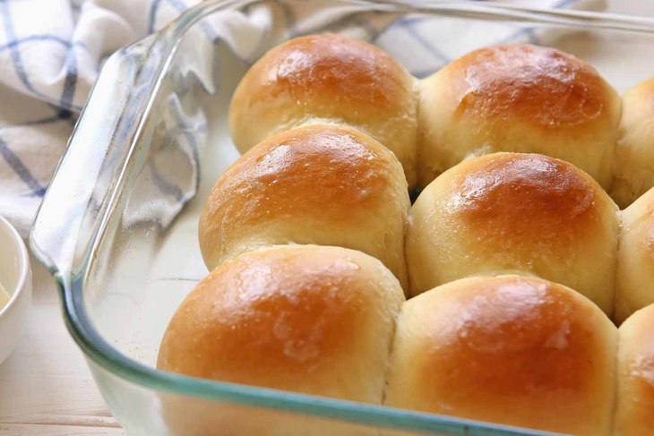 Soft White Dinner Rolls - Completely Delicious