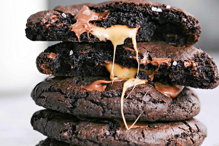 https://goboldwithbutter.com/BoldWithButter/media/recipe_images/Imported/caramel-filled-chocolate-cookies.jpg?ext=.jpg